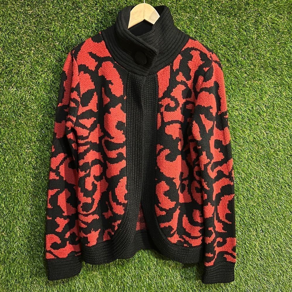 Como Black Paisley Vine Cardigan